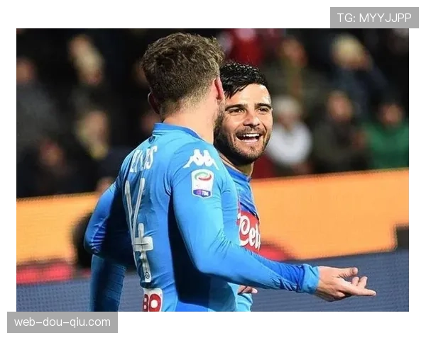 那不勒斯对阵拉齐奥关键战，祖弗利执法影响比赛走势